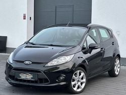 Schwarz Gebraucht 2012 Ford Fiesta Champions Edition Kleinwagen | 5.400 € (Fairer Preis)