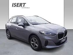 Grau Gebraucht 2023 BMW 230e Active Tourer Performance Van / Kleinbus | 36.450 € (Superpreis)