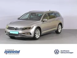 Pyritsilber metallic Gebraucht 2023 VW Passat Elegance Kombi | 33.840 € (Teuer)