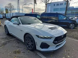 Oxford white Neu 2025 Ford Mustang GT Convertible Cabrio | 59.700 € (Fairer Preis)