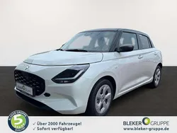 Pure white / mineral Neu 2024 Suzuki Swift Comfort Kleinwagen | 17.490 €