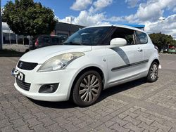 Weiß Gebraucht 2013 Suzuki Swift Kleinwagen | 4.800 € (Fairer Preis)