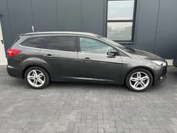 Grau Gebraucht 2018 Ford Focus Titanium Kombi | 13.700 € (Fairer Preis)