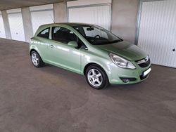 Grün Gebraucht 2010 Opel Corsa Kleinwagen | 3.500 € (Fairer Preis)