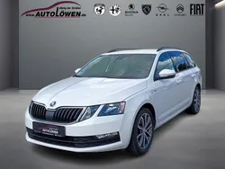 Candy weiß (weiß) Gebraucht 2019 Skoda Octavia Soleil Limousine | 14.050 € (Guter Preis)