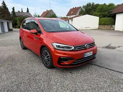 Orange Gebraucht 2017 VW Touran R-line Van / Kleinbus | 21.300 € (Guter Preis)