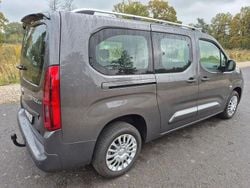 Grau Gebraucht 2023 Toyota Proace City City Van / Kleinbus | 18.300 € (Guter Preis)