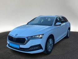 9p candyweiss Gebraucht 2023 Skoda Octavia Kombi | 25.740 € (Fairer Preis)