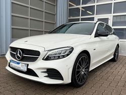 Weiß Gebraucht 2019 Mercedes C300e AMG line Limousine | 21.990 € (Fairer Preis)