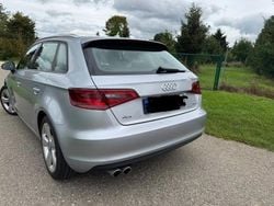 Silber Gebraucht 2015 Audi A3 Ambition Limousine | 14.099 € (Fairer Preis)