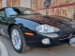 Schwarz Gebraucht 2002 Jaguar XK8 Cabrio | 14.799 €