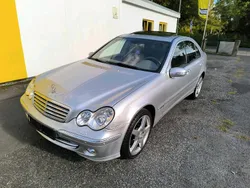 Silber Gebraucht 2004 Mercedes C230 Limousine | 3.500 €