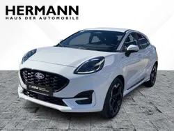 Frozen white (pn3gz) (weiß) Neu 2025 Ford Puma ST-Line Limousine | 25.760 € (Fairer Preis)