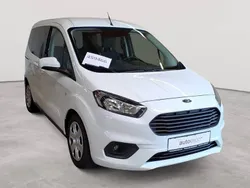 Frostweiß Gebraucht 2021 Ford Tourneo Courier Trend Van / Kleinbus | 14.290 € (Guter Preis)