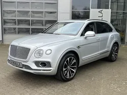 Silber Gebraucht 2017 Bentley Bentayga Mulliner SUV | 127.500 € (Teuer)