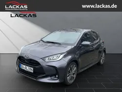 Grau Gebraucht 2024 Toyota Yaris Hybrid Style Kleinwagen | 27.950 € (Etwas zu teuer)