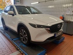 Weiß arctic white Gebraucht 2023 Mazda CX-5 Ad'Vantage SUV | 27.500 € (Superpreis)