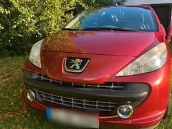 Rot Gebraucht 2007 Peugeot 207 CC Cabrio | 2.555 € (Fairer Preis)