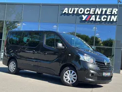 Schwarz Gebraucht 2017 Renault Trafic Expression Van | 18.890 €