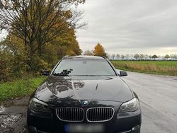Schwarz Gebraucht 2011 BMW 530 Kombi | 13.700 € (Fairer Preis)