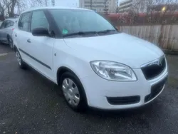 Weiß Gebraucht 2008 Skoda Fabia Classic Limousine | 2.690 € (Fairer Preis)