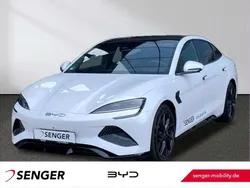 Weiß Gebraucht 2025 BYD Seal Design Limousine | 43.590 € (Etwas zu teuer)