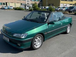 Grün Gebraucht 1996 Peugeot 306 Cabriolet Roland Garros Cabrio | 4.900 € (Fairer Preis)