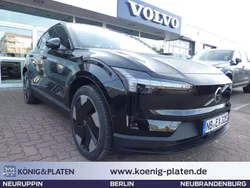 Onyx black (schwarz) Gebraucht 2024 Volvo EX30 Performance SUV | 53.140 €