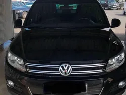 Schwarz Gebraucht 2015 VW Tiguan LOUNGE SUV | 12.399 € (Fairer Preis)