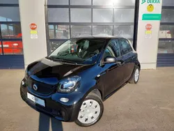 Schwarz Gebraucht 2016 Smart ForFour Passion Limousine | 9.890 € (Fairer Preis)