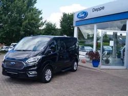 Schwarz Gebraucht 2021 Ford Tourneo Custom Titanium Limousine | 30.900 € (Etwas zu teuer)