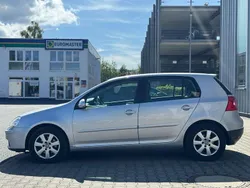 Reflexsilber metallic Gebraucht 2005 VW Golf V Comfortline Limousine | 1.980 € (Guter Preis)