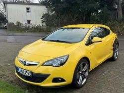 Sunny yellow (uni) Gebraucht 2011 Opel Astra OPC Coupé | 6.350 € (Fairer Preis)