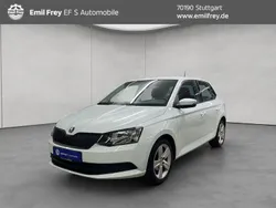 Weiß Gebraucht 2015 Skoda Fabia Cool Edition Limousine | 9.889 € (Fairer Preis)