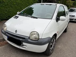 Weiß Gebraucht 2002 Renault Twingo Authentique Kleinwagen | 1.390 € (Fairer Preis)