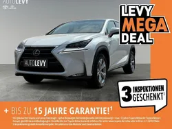 Weiß Gebraucht 2018 Lexus NX300h E-FOUR SUV | 35.998 € (Etwas zu teuer)