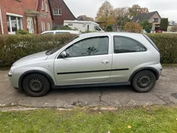 Silber Gebraucht 2004 Opel Corsa Business Edition Kleinwagen | 699 € (Guter Preis)