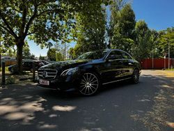 Schwarz Gebraucht 2016 Mercedes E220 Limousine | 23.000 € (Etwas zu teuer)