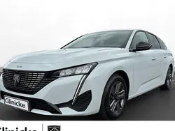 Weiß Gebraucht 2024 Peugeot 308 Allure Kombi | 23.490 € (Guter Preis)