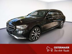 Obsidianschwarz metalliclack Gebraucht 2021 Mercedes E300 Avantgarde Kombi | 28.980 € (Guter Preis)