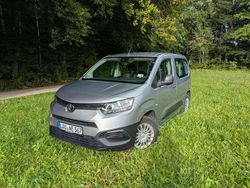 Silber Gebraucht 2022 Toyota Proace Verso City Kombi | 15.599 € (Guter Preis)
