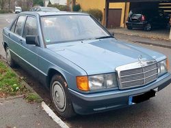 Blau Gebraucht 1989 Mercedes 190 Limousine | 9.900 €