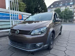 Braun Gebraucht 2011 VW Touran Cross Van / Kleinbus | 8.600 € (Fairer Preis)
