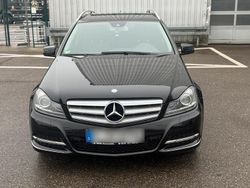 Schwarz Gebraucht 2012 Mercedes C220 Avantgarde Kombi | 14.390 € (Teuer)