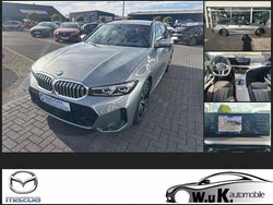 Grau Gebraucht 2024 BMW 330 M Sport Kombi | 37.990 € (Superpreis)