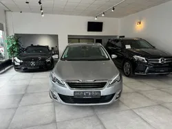 Grau Gebraucht 2016 Peugeot 308 Allure Kombi | 8.400 € (Guter Preis)