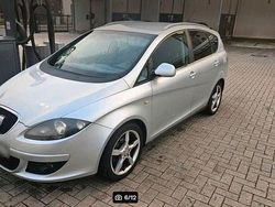 Silber Gebraucht 2007 Seat Altea Stylance Van / Kleinbus | 1.580 € (Guter Preis)