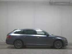 Grau Gebraucht 2021 Skoda Superb LAURIN & KLEMENT Kombi | 16.780 € (Guter Preis)