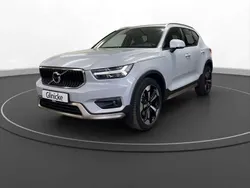 Glacier silver metallic Gebraucht 2019 Volvo XC40 Momentum SUV | 24.980 € (Fairer Preis)