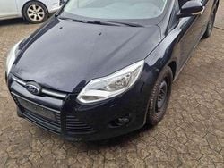 Schwarz Gebraucht 2013 Ford Focus SYNC Edition Limousine | 1.400 € (Superpreis)